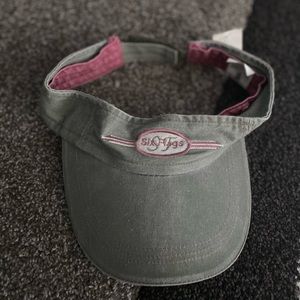 NWT Vintage Six Flags visor green hat